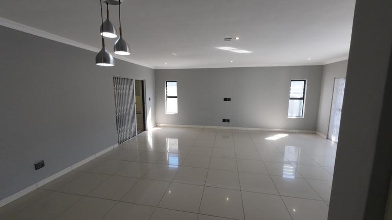 To Let 3 Bedroom Property for Rent in Parklands North Western Cape